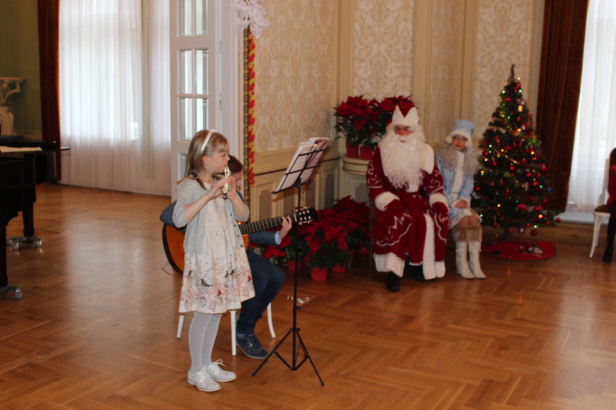 Праздник Рождества и Нового Года для детей