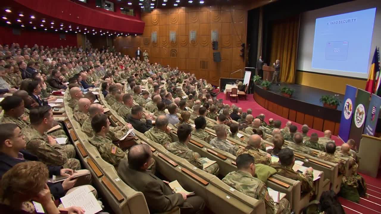 Военные учения НАТО в Венгрии в июле 2017