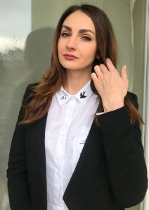 Яна Селиверстова