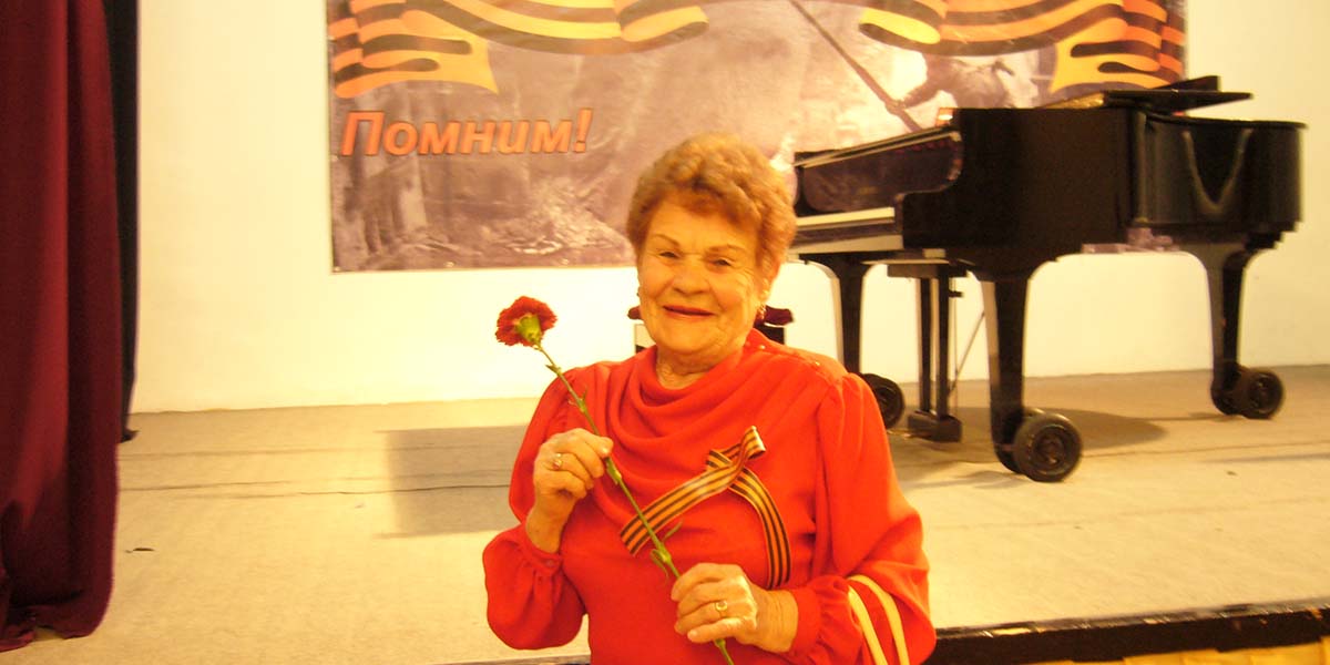 Евгения Михайловна Белова. Празднование Дня Победы. Будапешт