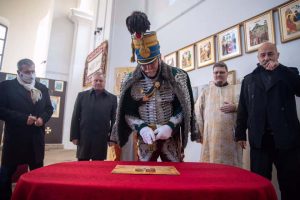 Подписание свидетельства о намерении пожертвования нового колокола в Храме Святителя Николая в городе Токай