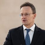 Венгрия открывает двери на Восток Заявление министра иностранных дел и торговли Венгрии Петера Сийярто