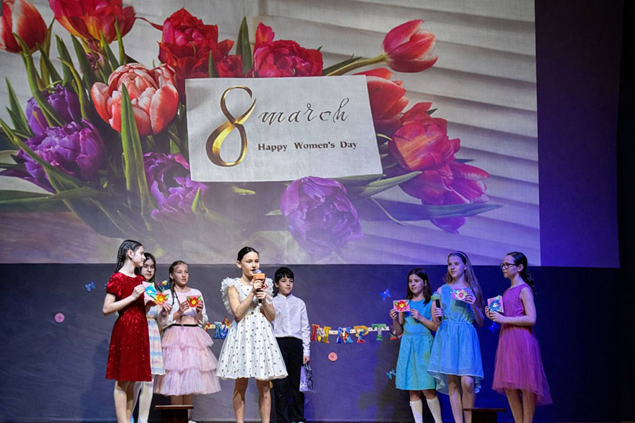 Праздничные мероприятия по случаю Международного женского дня 8 марта