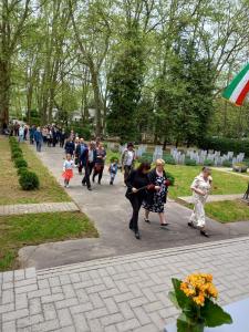 Возложние венков 9 мая 2022 в г. Капошвар