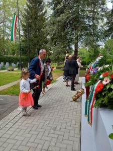 Возложние венков 9 мая 2022 в г. Капошвар