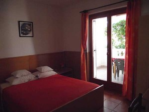 Свети-Филипп-и-Яков