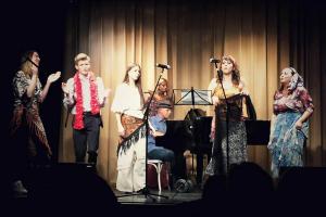 «Гадалка» в исполнении вокального ансамбля «Русская печка»